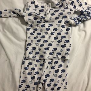 Roller Rabbit 2T pajamas-price for set